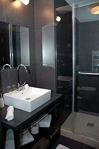 Broadway Hotel in der Innenstadt von Budapest, in der Nagymezö Straße - Hotel Broadway Budapest - Apartements im Hotel Broadway, in der Innenstadt von Buadpest für günstige Preis