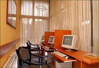 Business Center mit On-line Internet Anschluss ausgestattet  Budapest Hotel Charles - Charles Appartement Hotel Budapest, in der Nähe der Budaer Burg 