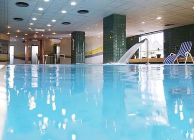 Wellnesswochenende im Hotel Danubius Arena in Budapest -  Inneres geheiztes Pool - ✔️ Hotel Arena**** Budapest - Wellnesshotel Sonderangebote in der Nähe von Vasarvaros und Stadionok