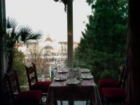 Restaurant mit schönen Aussicht auf Gellertberg Restaurant mit schönen Aussicht auf Gellertberg