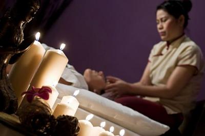 Thai-Massage im Wellnessbereich vom Hotel Kapitany in Ungarn in Sümeg - Hotel Kapitany**** Wellness Sümeg - Wellnesshotel Kapitany mit Aktionpreispaketen in Sümeg