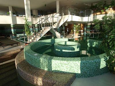 Wellness Oase vom Hotel Ozon in Matrahaza - Jacuzzi, Schwimmbad, Sauna, Infrarotsauna - ✔️ Hotel Residence Ozon**** Matrahaza - Günstiges Wellnesshotel mit Halbpension in Matra Gebirge